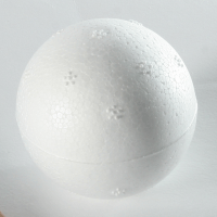 box of 30mm polystyrene balls